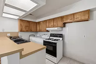 4611 S 2nd St, Austin, TX 78745 - Photo 8