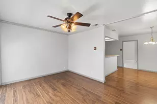 4611 S 2nd St, Austin, TX 78745 - Photo 14