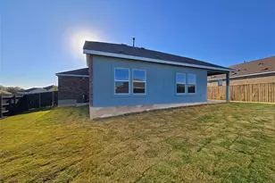1816 Four Waters Loop, Georgetown, TX 78628 - Photo 32