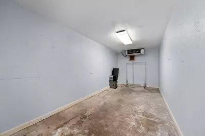 2100 Highgrove Terrace, Austin, TX 78703 - Photo 14