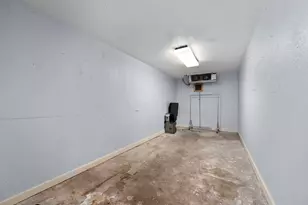 2100 Highgrove Terrace, Austin, TX 78703 - Photo 14