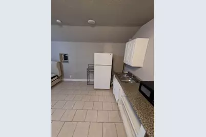 804 W 2nd Street, Taylor, TX 76574 - Photo 14