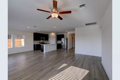 112 Holmby Drive, Hutto, TX 78634 - Photo 4