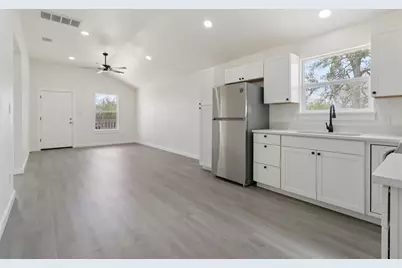 1087 Schubert Lane #C, Kyle, TX 78640 - Photo 8