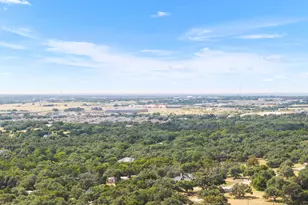 105 Lewisville Ln, Leander, TX 78641 - Photo 36