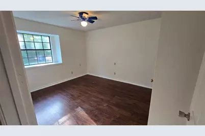 365 Pine Tree Loop, Bastrop, TX 78602 - Photo 18