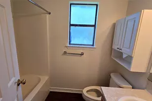 365 Pine Tree Loop, Bastrop, TX 78602 - Photo 16