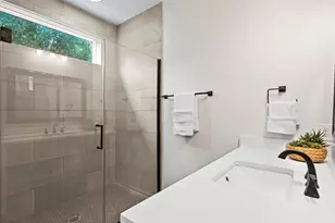 3611 Munson St, Austin, TX 78721 - Photo 34