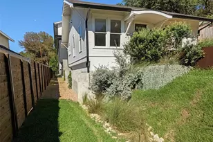 1118 W 7th St, Austin, TX 78703 - Photo 6