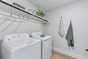9304 Felix Sparke Dr, Austin, TX 78744 - Photo 12