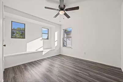 5512 War Admiral Drive, Del Valle, TX 78617 - Photo 24