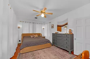 706 W 11th St, Taylor, TX 76574 - Photo 22