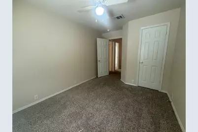 5689 Fergus #B, Kyle, TX 78640 - Photo 18