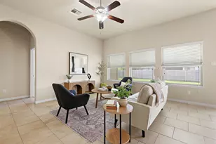 221 Loch Lomond St, Hutto, TX 78634 - Photo 8