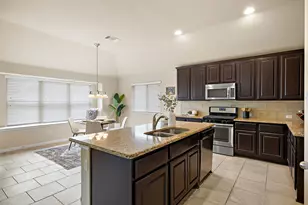 221 Loch Lomond St, Hutto, TX 78634 - Photo 14