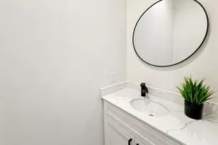 2309 Montopolis Dr, Austin, TX 78741 - Photo 14