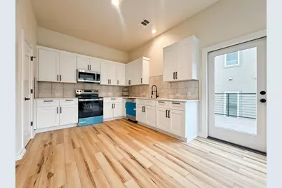 2309 Montopolis Drive #8, Austin, TX 78741 - Photo 10