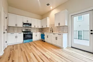 2309 Montopolis Dr, Austin, TX 78741 - Photo 10