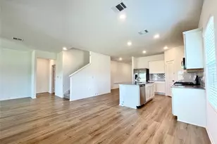 10501 Steinbeck Dr, Austin, TX 78747 - Photo 12