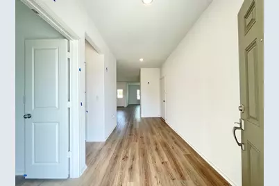 10501 Steinbeck Drive, Austin, TX 78747 - Photo 4