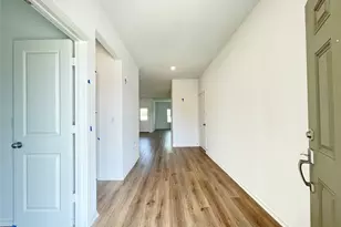 10501 Steinbeck Dr, Austin, TX 78747 - Photo 4