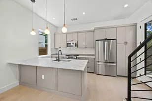 6502 Porter St, Austin, TX 78741 - Photo 4