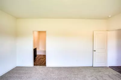 220 Sunnymeade Lane, Jarrell, TX 76537 - Photo 8