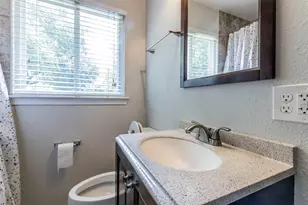 2903 Rogge Ln, Austin, TX 78723 - Photo 16