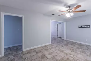 2903 Rogge Ln, Austin, TX 78723 - Photo 2