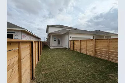 109 Maple Hedge Road, Hutto, TX 78634 - Photo 10