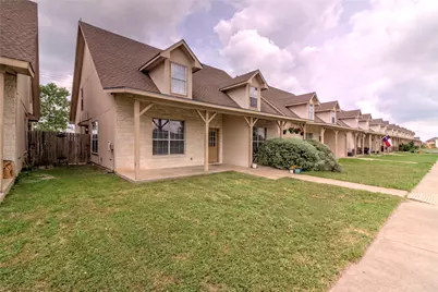 126 Sandstone Drive #D, Jarrell, TX 76537 - Photo 2