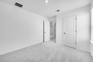 104 Childress St, Hutto, TX 78634 - Photo 14