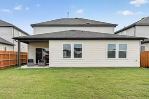 104 Childress St, Hutto, TX 78634 - Photo 24