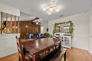 7208 Reaburn St, Austin, TX 78749 - Photo 8