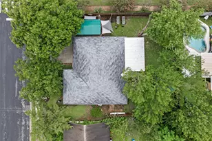 7208 Reaburn St, Austin, TX 78749 - Photo 26
