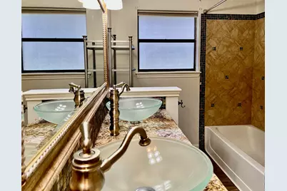 7010 Dallas Drive, Austin, TX 78729 - Photo 8