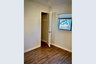 7010 Dallas Drive, Austin, TX 78729 - Photo 12
