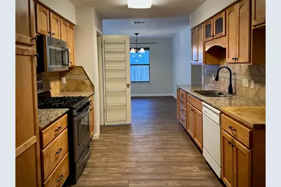 7010 Dallas Drive, Austin, TX 78729 - Photo 4