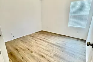 437 Perfect World Loop, Jarrell, TX 76537 - Photo 14