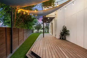 5601 Jackie Robinson St, Austin, TX 78721 - Photo 36