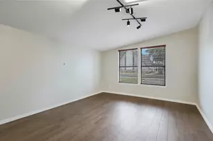 1309 Morrow St, Austin, TX 78757 - Photo 8