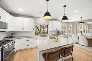 12805 Bivins Ct, Austin, TX 78732 - Photo 4