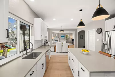 12805 Bivins Court, Austin, TX 78732 - Photo 6