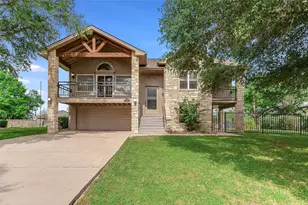 339 Quail Run Ct, Spicewood, TX 78669 - Photo 2