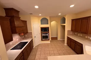 200 Park Pl Dr, Georgetown, TX 78628 - Photo 8