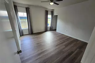 1604 Singleton Ave, Austin, TX 78702 - Photo 12