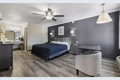 1206 Main St, Blanco, TX 78606 - Photo 10