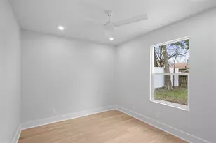 1405 Sahara Ave, Austin, TX 78745 - Photo 20