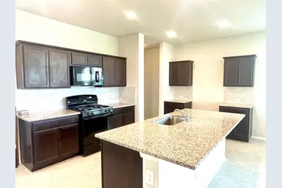 6701 Wolf Pack Drive, Pflugerville, TX 78660 - Photo 12