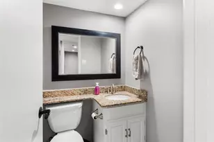510 W 18th St, Austin, TX 78701 - Photo 16